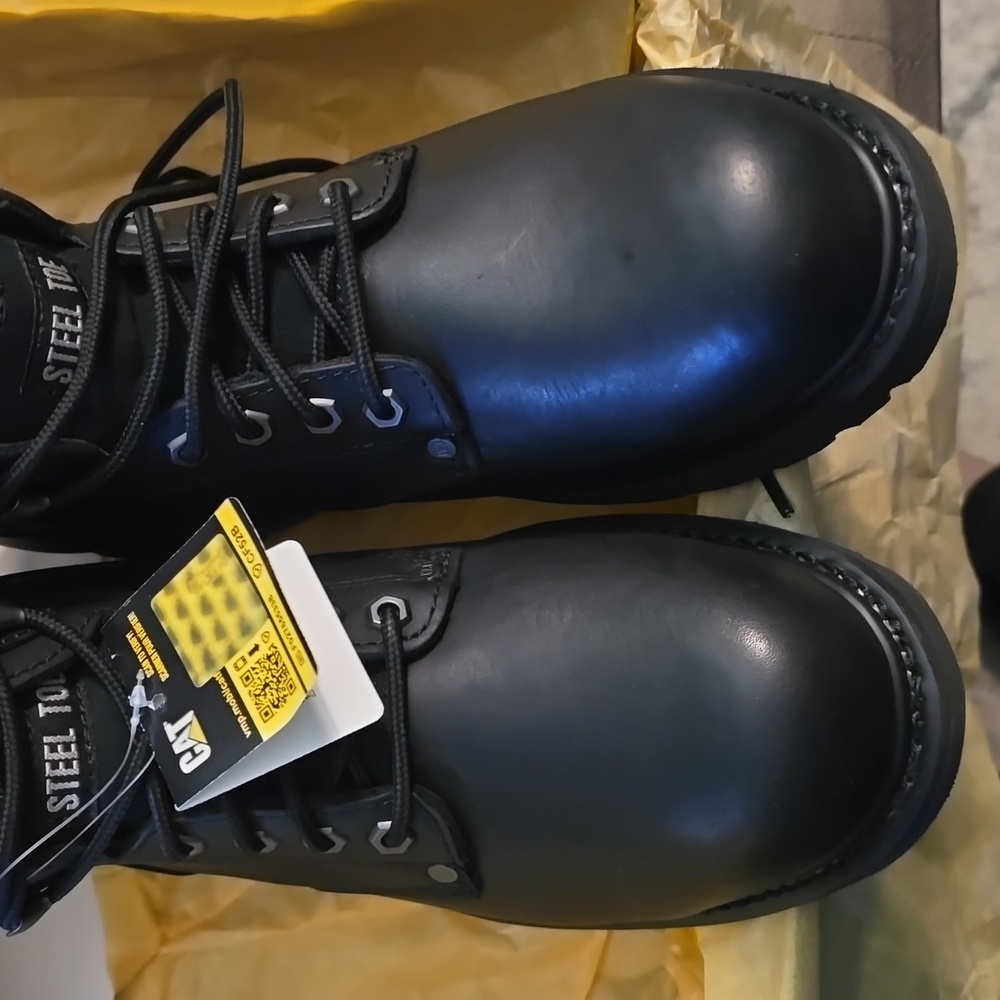New CATERPILLAR Work Boot Mens 10.5